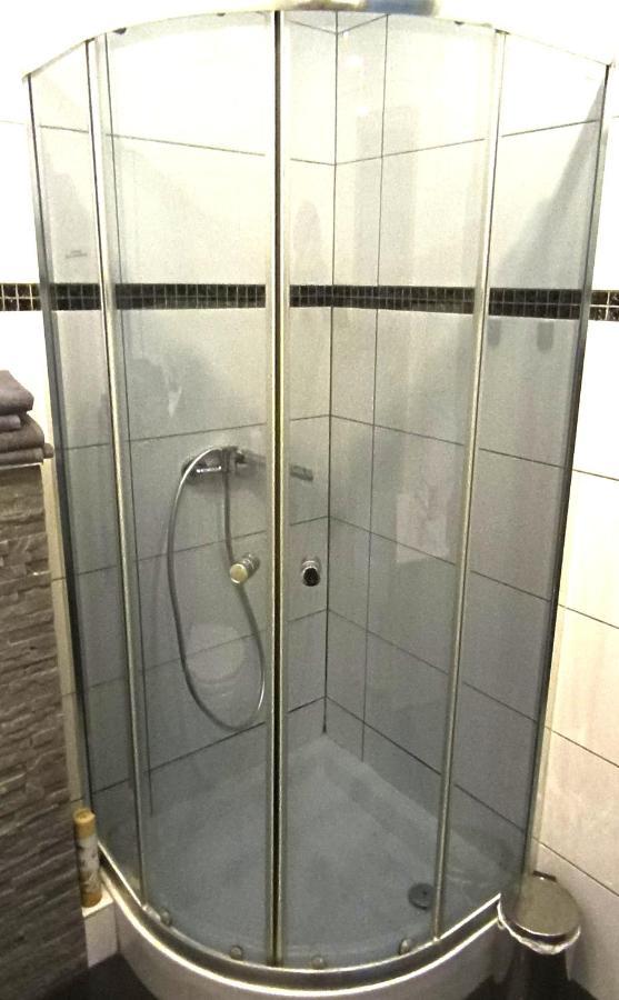 Wrn Apartamenty Kalisz Habitación foto